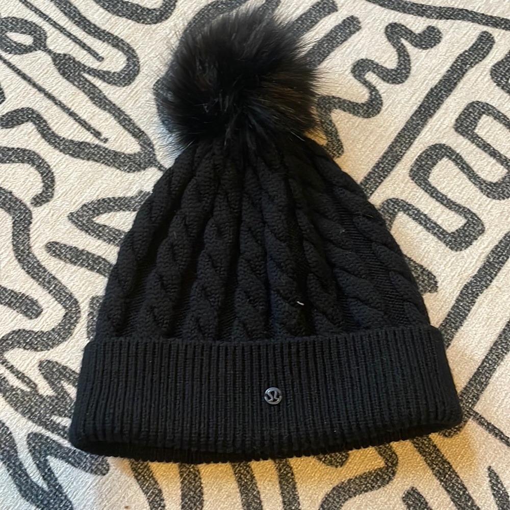 Winter hat. Lululemon.